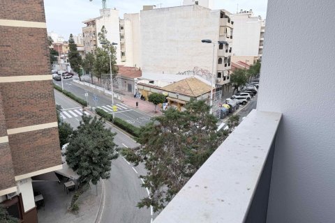 Lägenhet till salu i Torrevieja, Alicante, Spanien 2 sovrum, 78 kvm. Nr. 142921 - foto 21