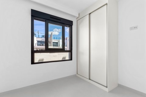 Dzīvoklis pārdošanā San Miguel de Salinas, Alicante, Spānijā 2 istabas, 67 m2 Nr. 142924 - attēls 9