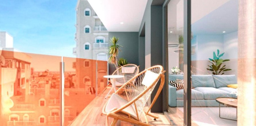 Apartment à Torrevieja, Alicante, Espagne 1 chambre, 90 m2 No. 144466