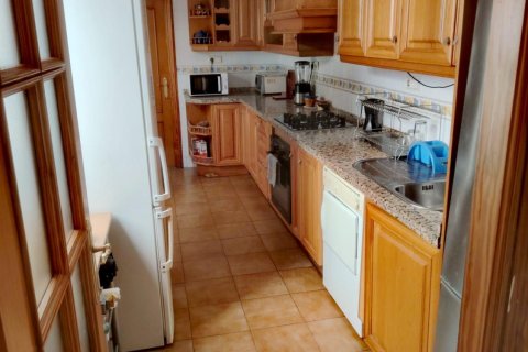 Apartment for sale Alicante, Spain 2 bedrooms, 140 sq.m. No. 133077 - photo 4