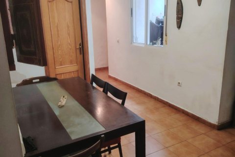 Apartment for sale Alicante, Spain 2 bedrooms, 140 sq.m. No. 133077 - photo 6