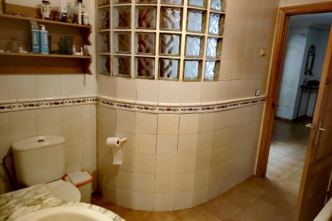 Apartment for sale Alicante, Spain 2 bedrooms, 140 sq.m. No. 133077 - photo 10