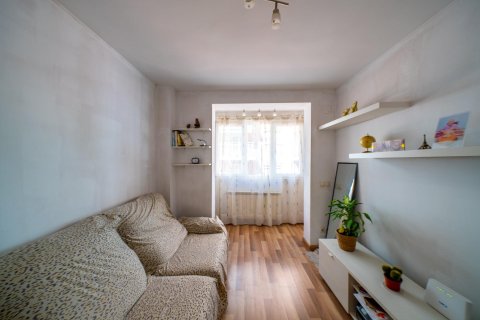 Huoneisto myytävänä Madrid, Espanja, 2 makuuhuonetta, 55 m2 No. 133081 - kuva 3