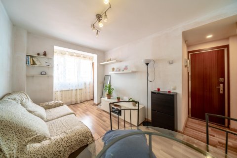 Huoneisto myytävänä Madrid, Espanja, 2 makuuhuonetta, 55 m2 No. 133081 - kuva 1