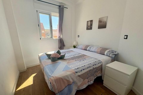 Apartment à vendre Madrid, Espagne, 3 chambres, 55 m2 No. 133078 - photo 3