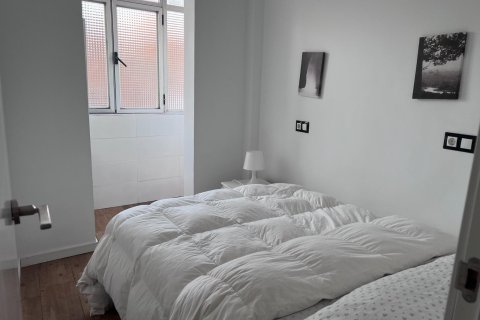 Apartment à vendre Madrid, Espagne, 3 chambres, 55 m2 No. 133078 - photo 5