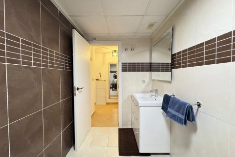 Apartamento en venta Torrevieja, Alicante, España 3 dormitorios, 112 m2 No. 133079 - foto 9