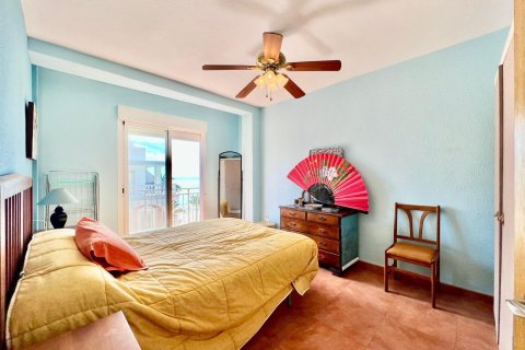 Penthouse for sale in Torrevieja, Alicante, Spain 3 bedrooms, 100 sq.m. No. 133076 - photo 24