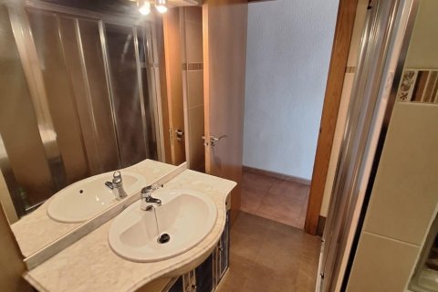 Apartment for sale Torrevieja, Alicante, Spain 3 bedrooms, 100 sq.m. No. 133076 - photo 18