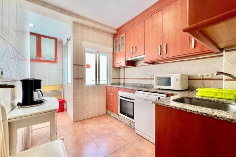 Penthouse for sale in Torrevieja, Alicante, Spain 3 bedrooms, 100 sq.m. No. 133076 - photo 20