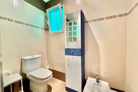 Penthouse for sale in Torrevieja, Alicante, Spain 3 bedrooms, 100 sq.m. No. 133076 - photo 30