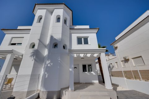 Villa en venta en San Fulgencio, Alicante, España 3 dormitorios, 109 m2 No. 168336 - foto 14