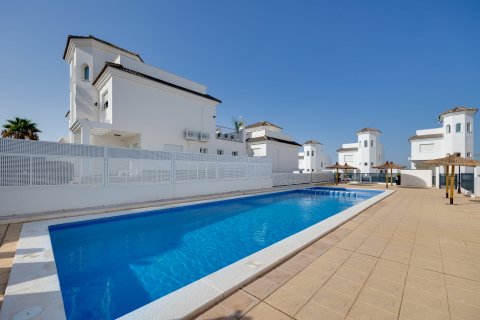 Villa en venta en San Fulgencio, Alicante, España 3 dormitorios, 109 m2 No. 168336 - foto 2