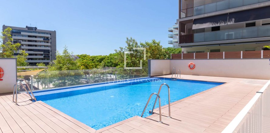 Apartamento en Sant Just Desvern, Barcelona, España 3 dormitorios, 100 m2 No. 168918