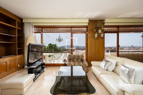 Dzīvoklis īrēšanai Barcelona, Spānijā 4 istabas, 206 m2 Nr. 168916 - attēls 9