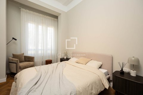 Apartment for rent in Barcelona, Spain 3 bedrooms, 201 sq.m. No. 168921 - photo 24