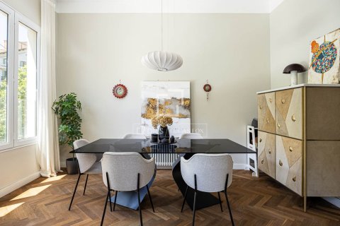 Apartment for rent in Barcelona, Spain 3 bedrooms, 201 sq.m. No. 168921 - photo 6