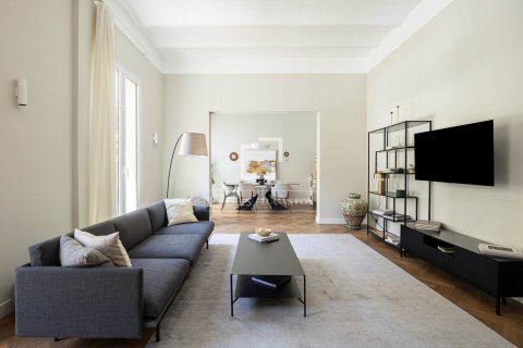 Apartment for rent in Barcelona, Spain 3 bedrooms, 201 sq.m. No. 168921 - photo 3