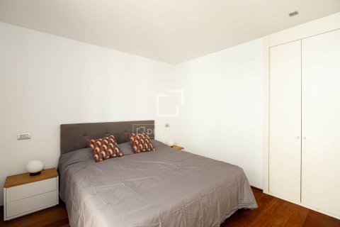 Apartment for rent in Barcelona, Spain 2 bedrooms, 87 sq.m. No. 168915 - photo 16