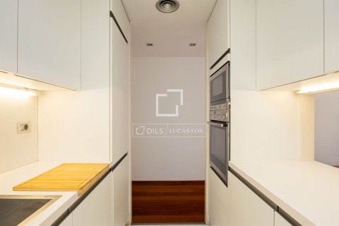 Apartment for rent in Barcelona, Spain 2 bedrooms, 87 sq.m. No. 168915 - photo 8