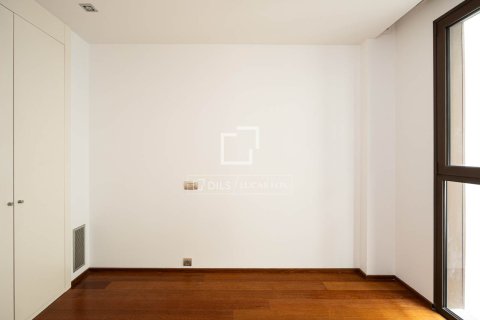 Apartment for rent in Barcelona, Spain 2 bedrooms, 87 sq.m. No. 168915 - photo 22