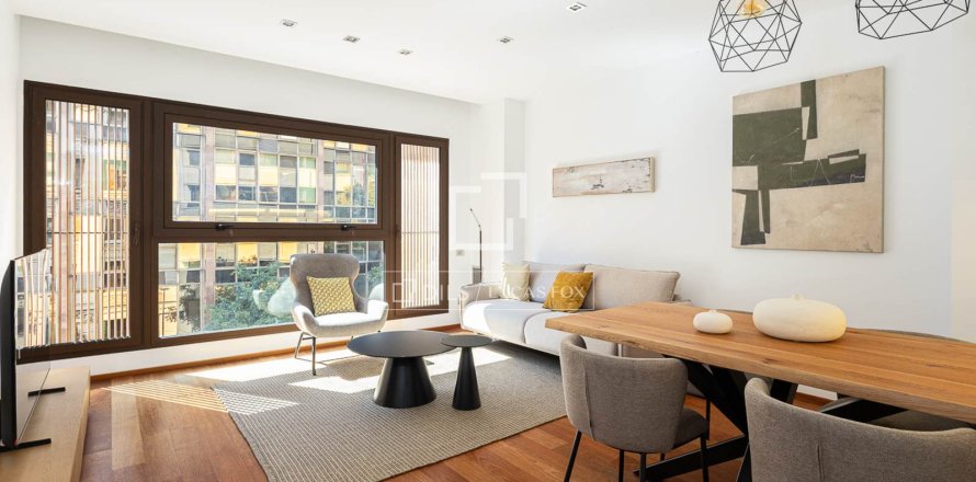 Apartment in Barcelona, Spain 2 bedrooms, 87 sq.m. No. 168915