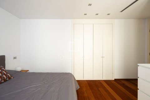 Apartment for rent in Barcelona, Spain 2 bedrooms, 87 sq.m. No. 168915 - photo 17