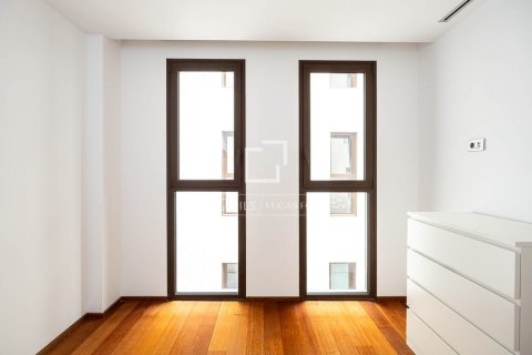 Apartment for rent in Barcelona, Spain 2 bedrooms, 87 sq.m. No. 168915 - photo 21