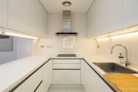 Apartment for rent in Barcelona, Spain 2 bedrooms, 87 sq.m. No. 168915 - photo 7