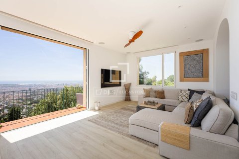 Apartamento en alquiler en Barcelona, España 3 dormitorios, 297 m2 No. 168920 - foto 2
