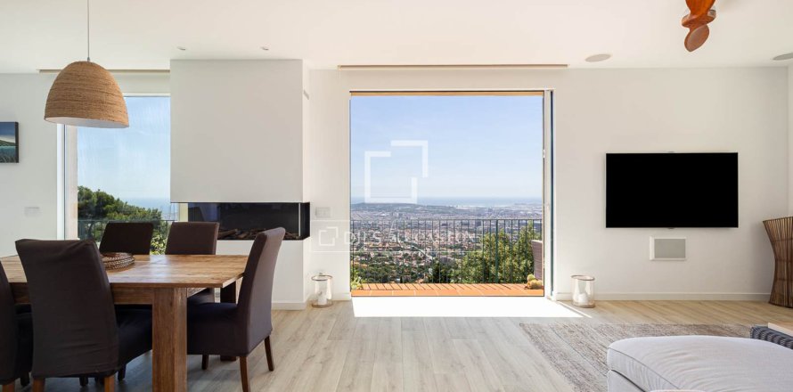 Apartamento en Barcelona, España 3 dormitorios, 297 m2 No. 168920