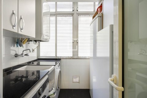 Dzīvoklis īrēšanai Barcelona, Spānijā 4 istabas, 201 m2 Nr. 168919 - attēls 15