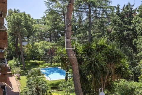 Dzīvoklis īrēšanai Barcelona, Spānijā 4 istabas, 201 m2 Nr. 168919 - attēls 9