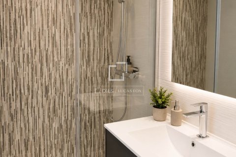 Villa en alquiler en Gavà, Barcelona, España 4 dormitorios, 307 m2 No. 168917 - foto 12