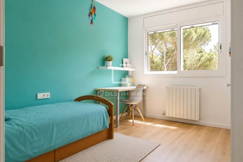 Villa en alquiler en Gavà, Barcelona, España 4 dormitorios, 307 m2 No. 168917 - foto 7