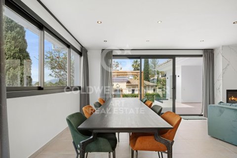 Продажа виллы в Марбелья, Малага, Испания 4 спальни, 239м2 №158754 - фото 4