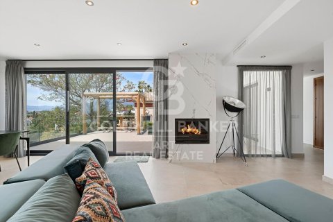 Продажа виллы в Марбелья, Малага, Испания 4 спальни, 239м2 №158754 - фото 2