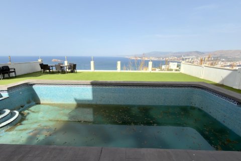 Villa en venta en Benidorm, Alicante, España 7 dormitorios, 700 m2 No. 182513 - foto 7