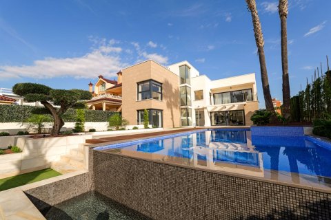 Villa zum Verkauf in Torrevieja, Alicante, Spanien 3 Schlafzimmer, 430 m2 Nr. 166116 - Foto 18