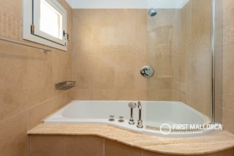 Willa w Santa Ponsa, Mallorca, Hiszpania 3 sypialnie, 341 mkw. nr 163000 – zdjęcie 20