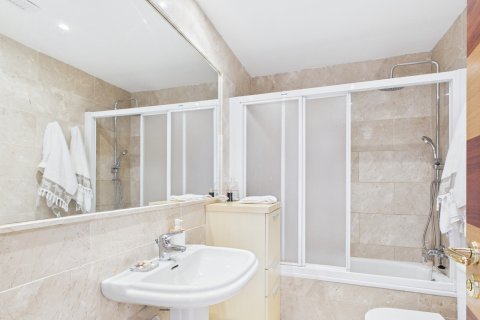 Townhouse for sale in Los Alcazares, Murcia, Spain 3 bedrooms,  No. 155773 - photo 6