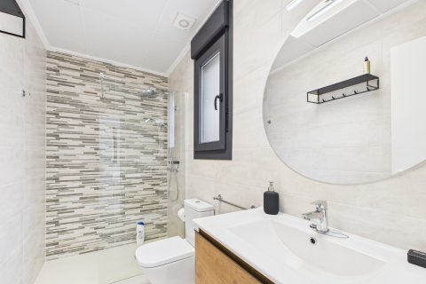 Villa for sale in Torre-Pacheco, Murcia, Spain 3 bedrooms,  No. 155772 - photo 23