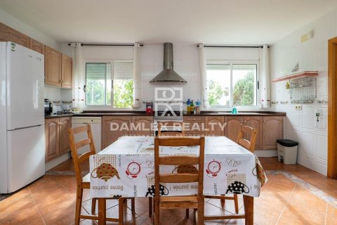 Villa for sale in Lloret de Mar, Girona, Spain 7 bedrooms, 450 sq.m. No. 177064 - photo 10