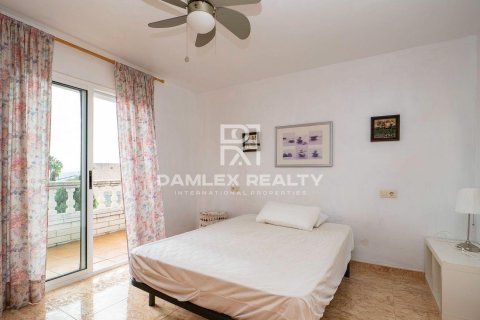 Villa for sale in Lloret de Mar, Girona, Spain 7 bedrooms, 450 sq.m. No. 177064 - photo 17