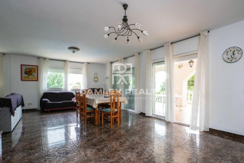 Villa for sale in Lloret de Mar, Girona, Spain 7 bedrooms, 450 sq.m. No. 177064 - photo 9