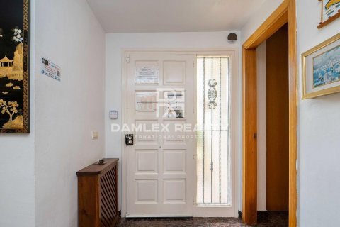 Villa for sale in Lloret de Mar, Girona, Spain 7 bedrooms, 450 sq.m. No. 177064 - photo 8