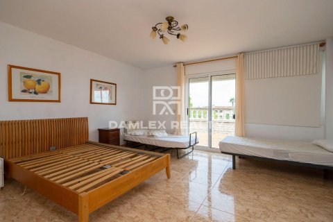 Villa for sale in Lloret de Mar, Girona, Spain 7 bedrooms, 450 sq.m. No. 177064 - photo 21