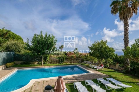 Villa for sale in Lloret de Mar, Girona, Spain 7 bedrooms, 450 sq.m. No. 177064 - photo 4