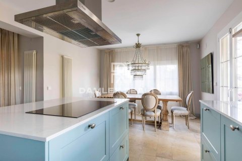 Villa à vendre à Girona, Espagne, 4 chambres, 730 m2 No. 177067 - photo 11