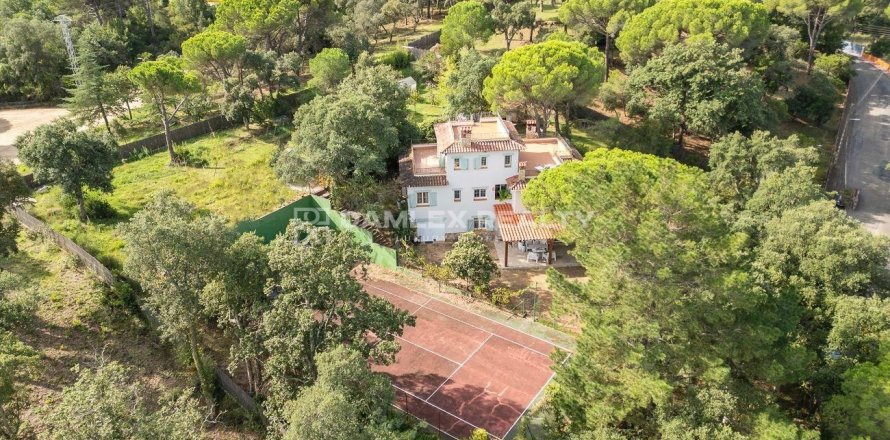 Villa à Girona, Espagne 4 chambres, 730 m2 No. 177067